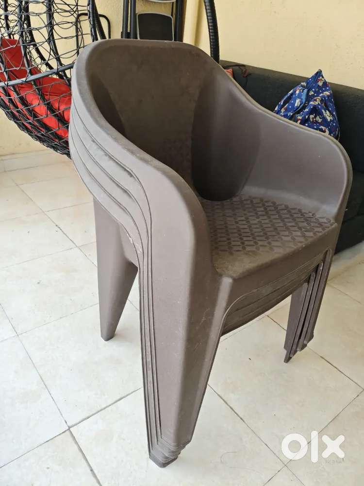 4 Chairs - All at rs.999 non negotiable