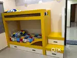 Yellow bed set