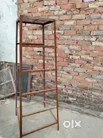 7 fit ka stol hai jisko lena ho coll kre