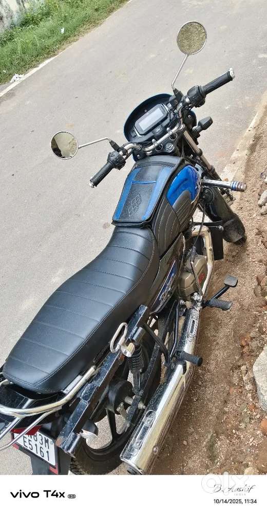 Tvs Radeon bike 2025 model brand New condition