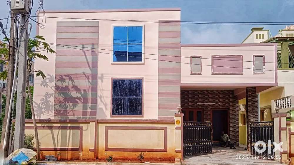 FURNISHED 3 BHK GUEST GOUSE / OFFICE.