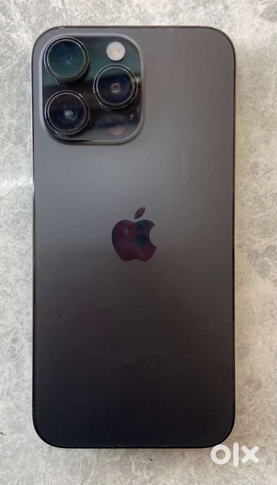 I phone14 promax.   Battery 87%