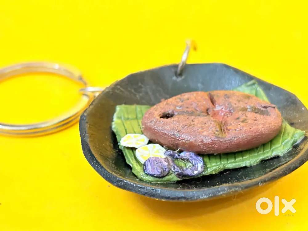 Handmade clay keychain by NIRAKAR