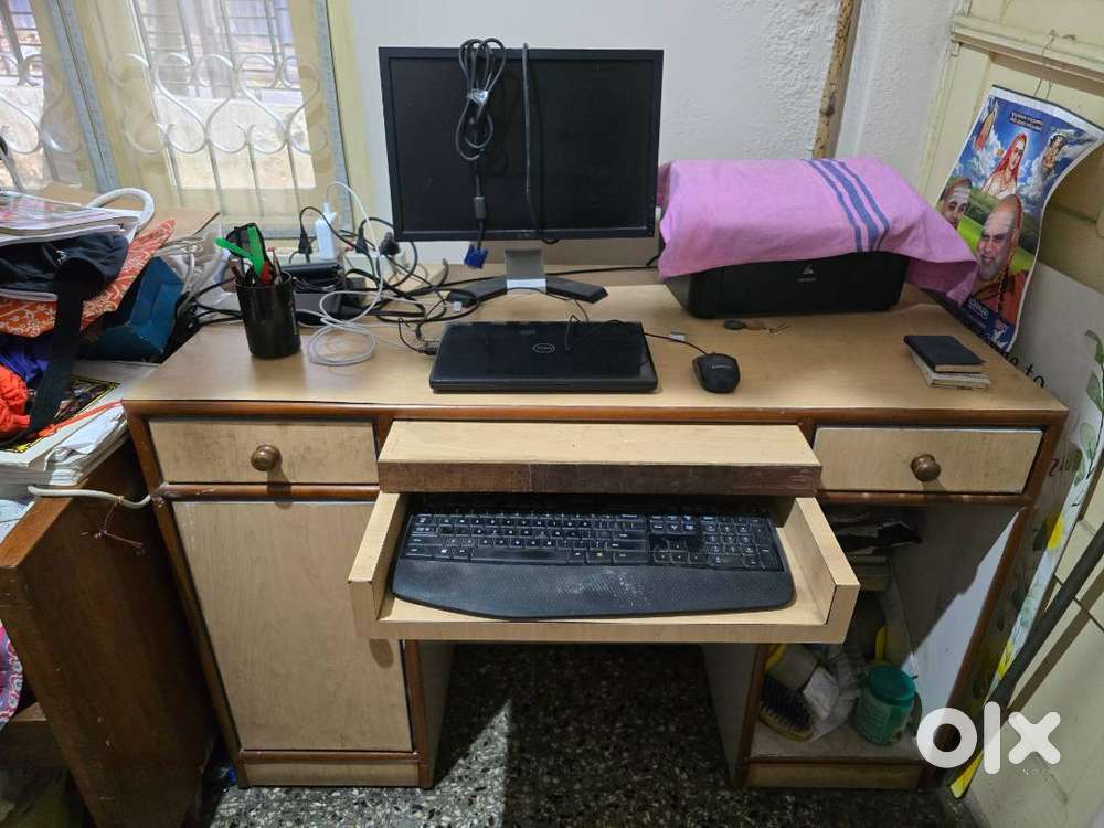 Computer Table plus chair
