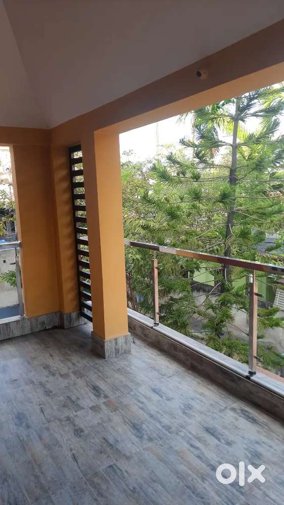 Independent,Couple friendly,2bhk with car parking and Gate keys
