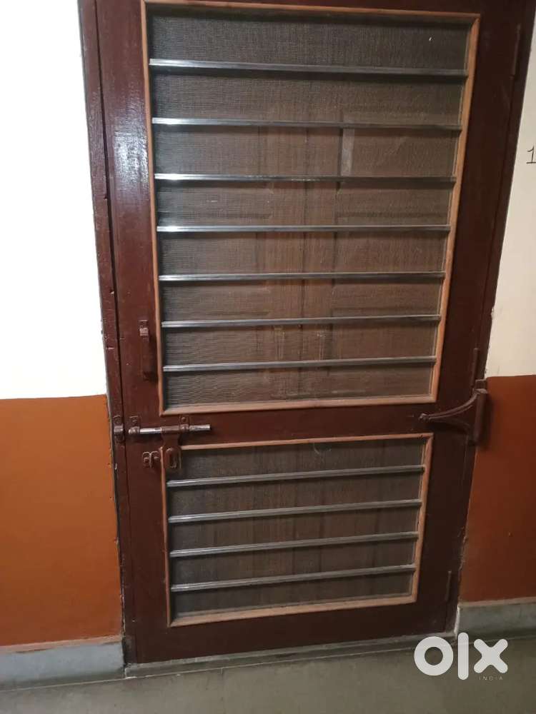 Furnished room with kitchen for bachelor