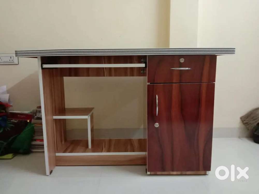 Computer Table with Drawer & Storage – Good Condition