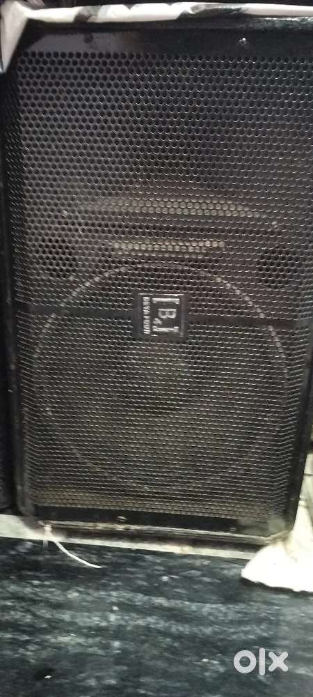 Dj monitor s 500 wattt s speker Good condition less used