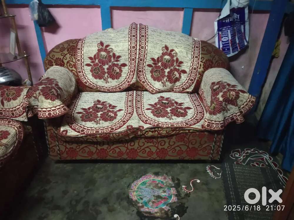 Sofa Set for sale