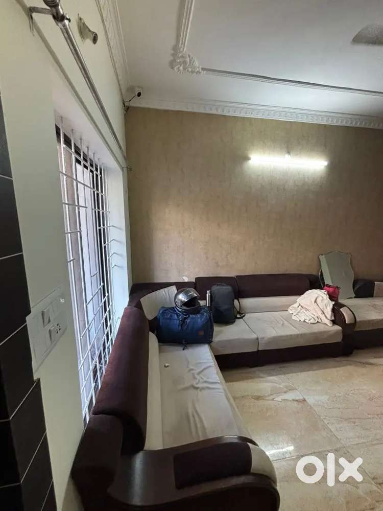 Rent for 4bhk Duplex semi furnished covered campus near Shani Mandir