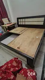 Box Bed king size  with computer table
