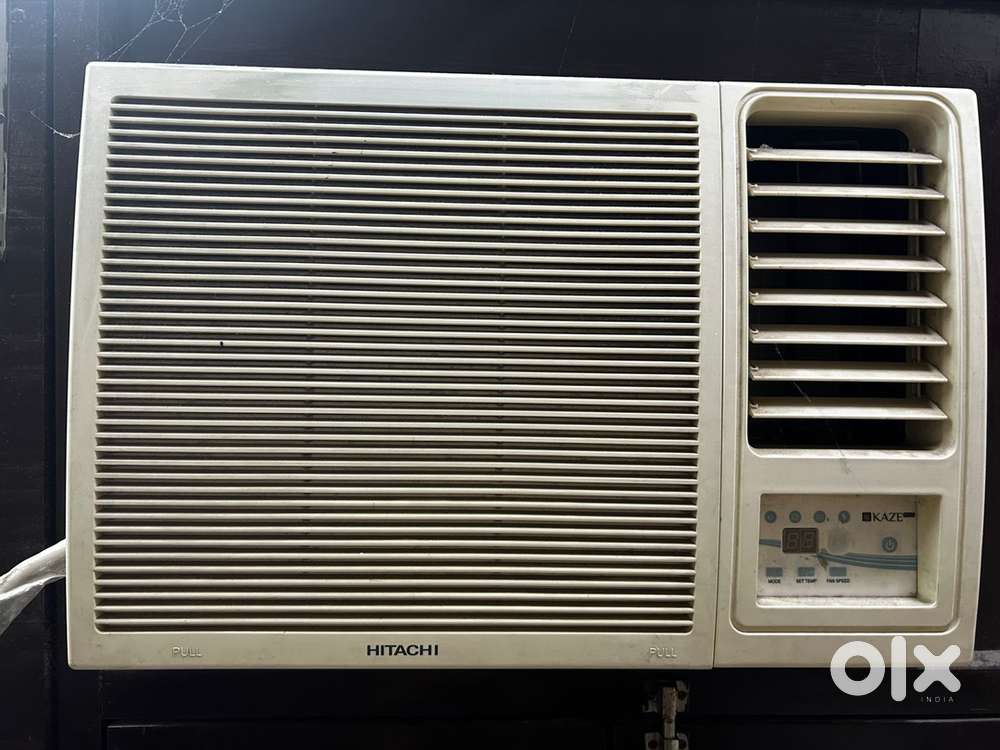 For Sale: Hitachi 1 Ton 3-Star Window AC + Stabilizer