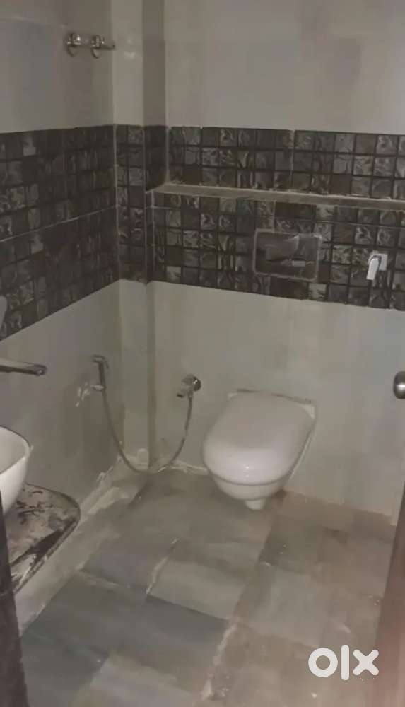 Selling my flat on urgent basis