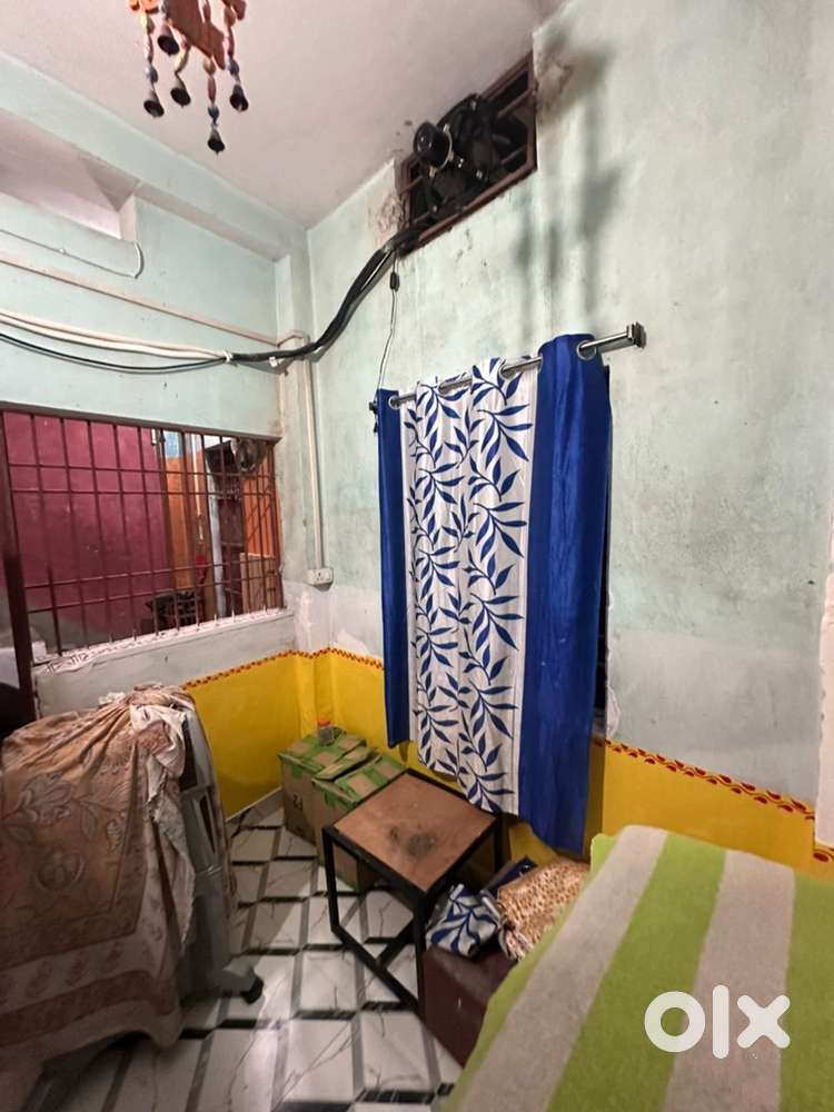 1 Small Room For Rent In Raza Bazar Sheikpura Bailey Road