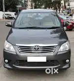 Toyota Innova 2.5 V 8 STR, 2012, Diesel