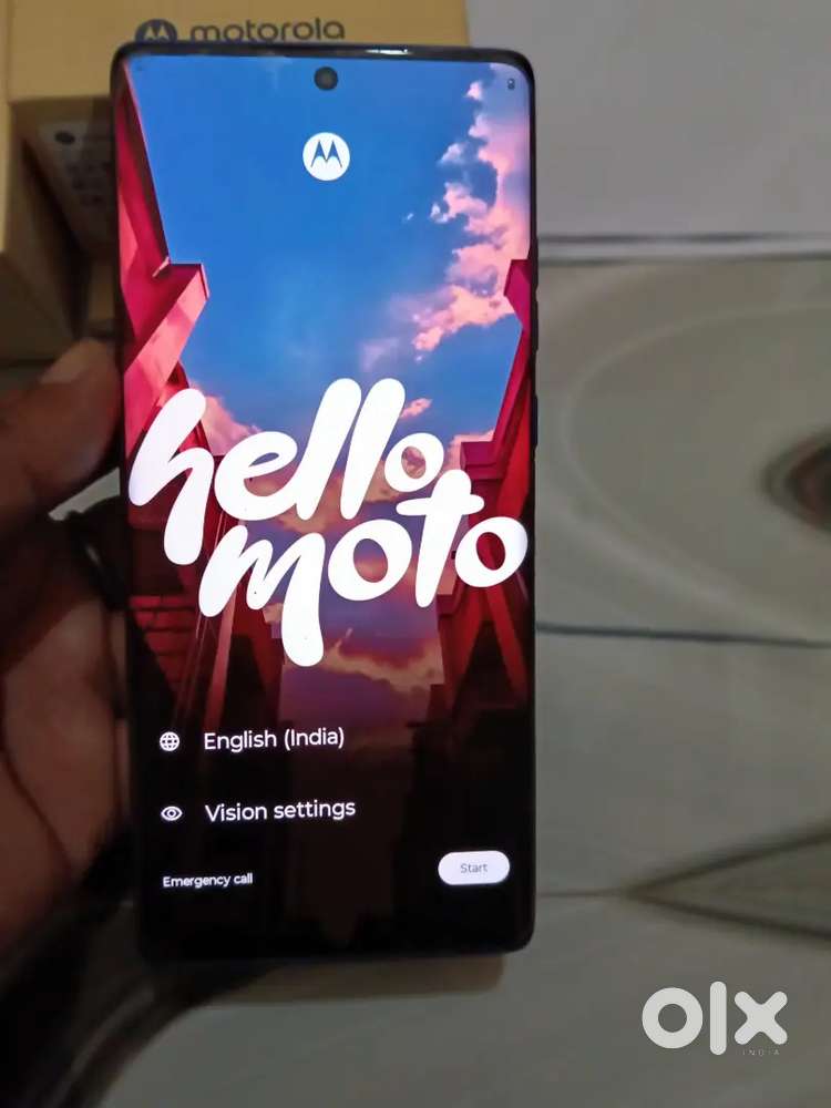 Motorola g85. 6/128 screch lese under warranty urgent sale