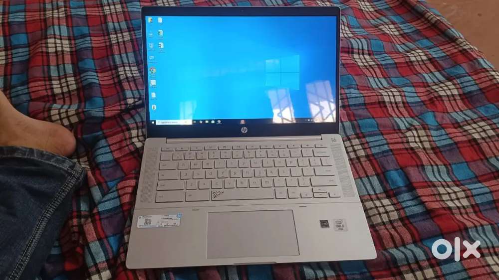 Hp metal body i5 10th generation 8gb RAM 256gb ssd