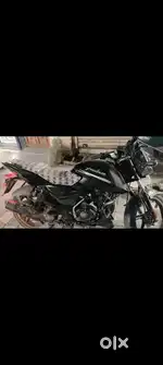 2022 model BAJAJ Pulsar 125 cc top condition self start 1st owner