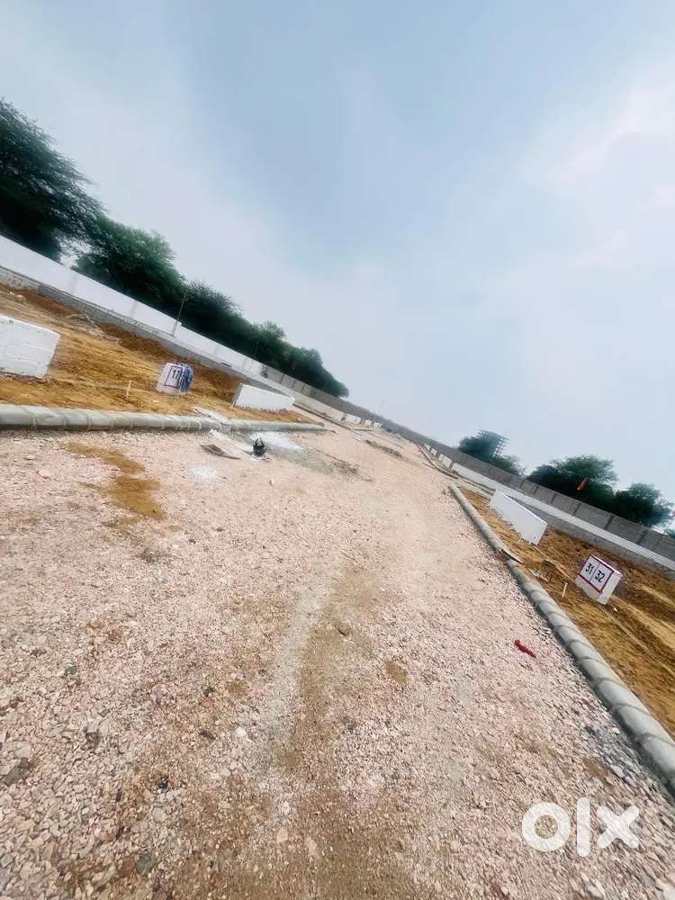 “Aura Enclave – Bhakrota ke Dil Mein, Luxury Zindagi Ka Naya Pata!”