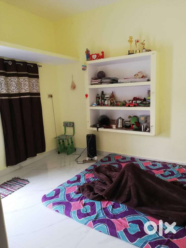 2 Bedroom Kitchen with garden, roof and children play area