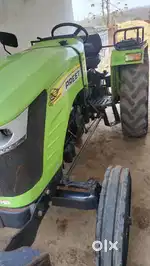 Preet  tractor good condition