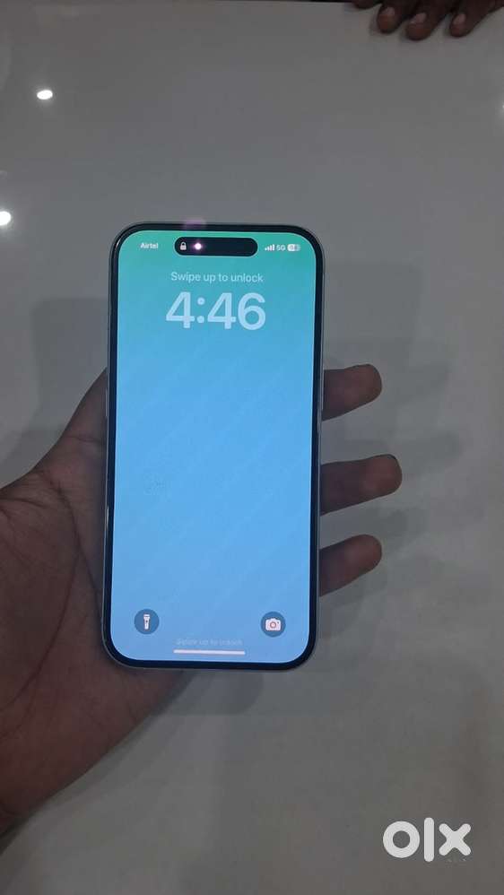Iphone 15  (128 gb)