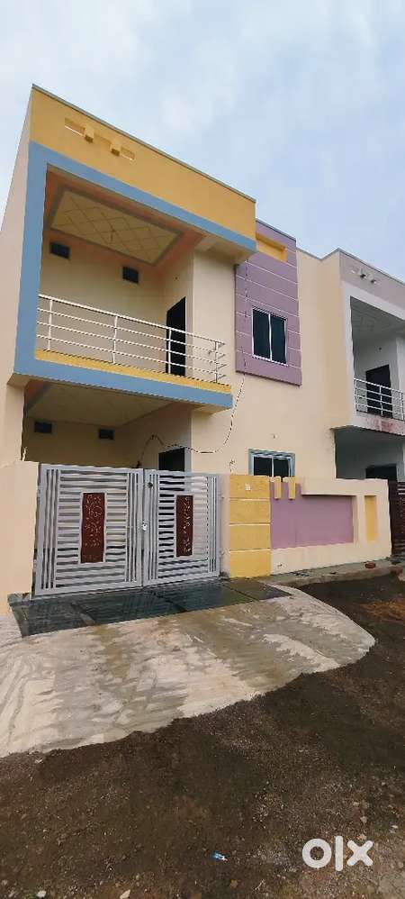3BHK डुप्लेक्स कॉर्नर हाउस  40 फीट रोड  शानदार लोकेशन