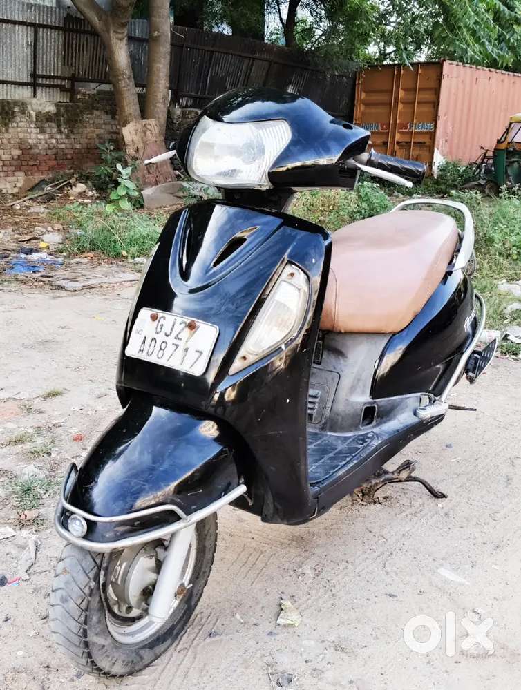 Suzuki Access modal 2014 self start RTO nambar plet Good kandisan