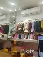 KAPDE KI DUKAN ME KAAM KARNE KE LIYE SALESMEN OR SALESGIRL