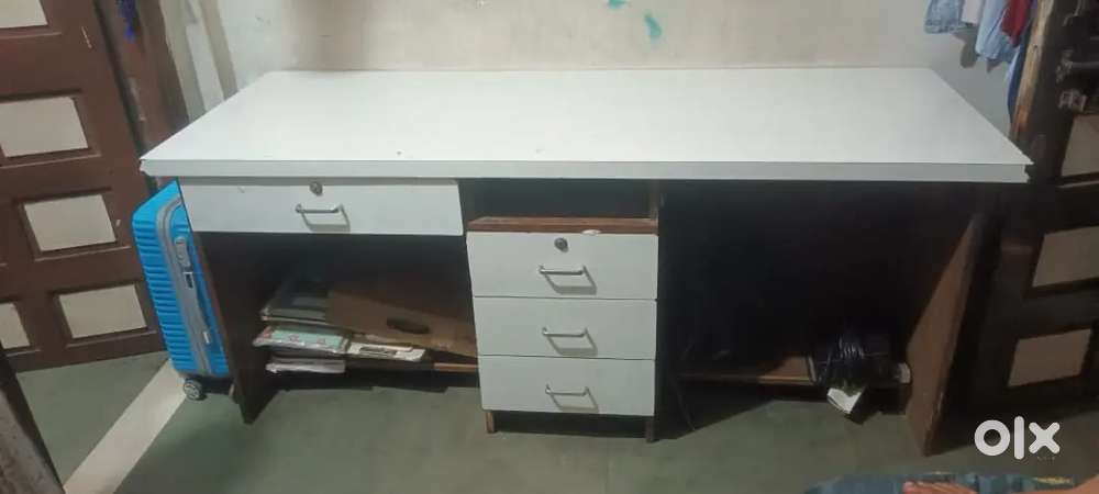 Office table , shop counter , study table
