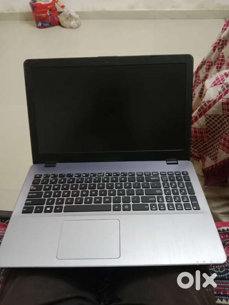 ASUS LAPTOP