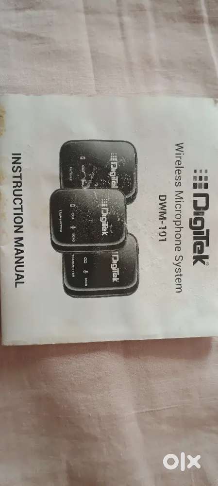 BRANDED WIRELESS MIC SETUP FOR URGENTLY SALE