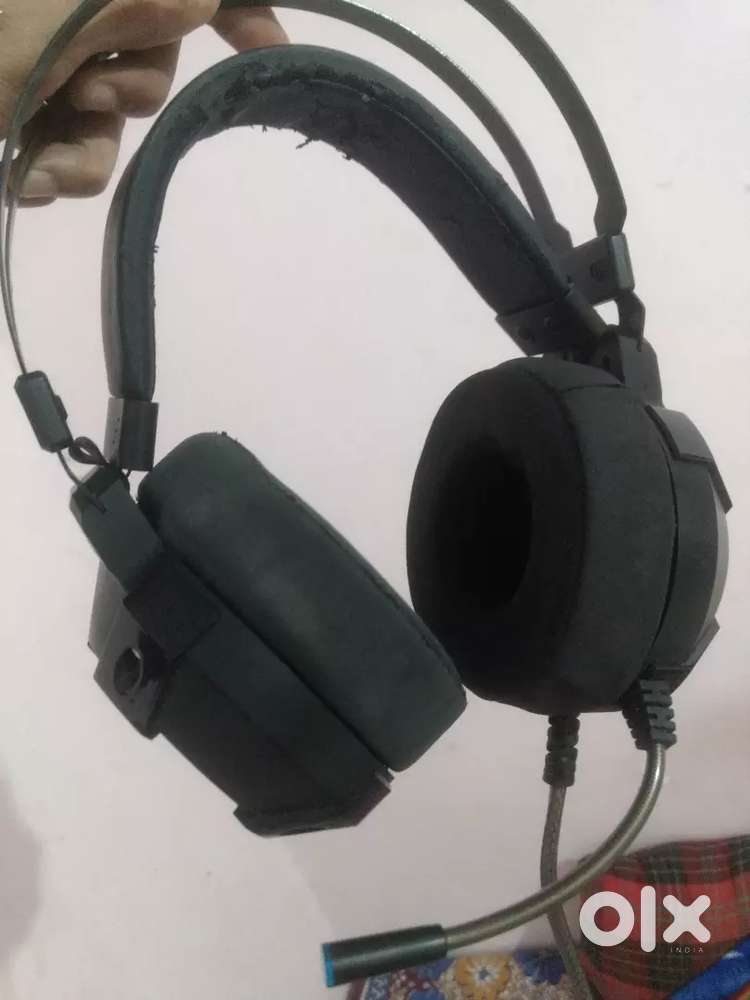 Gaming headset RGB , webcam and blutooth earbuds for sell