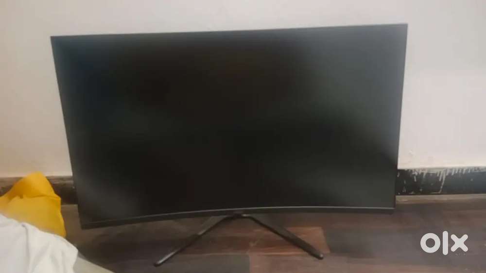 Acer curved 32 inchas monitor for sale rere using