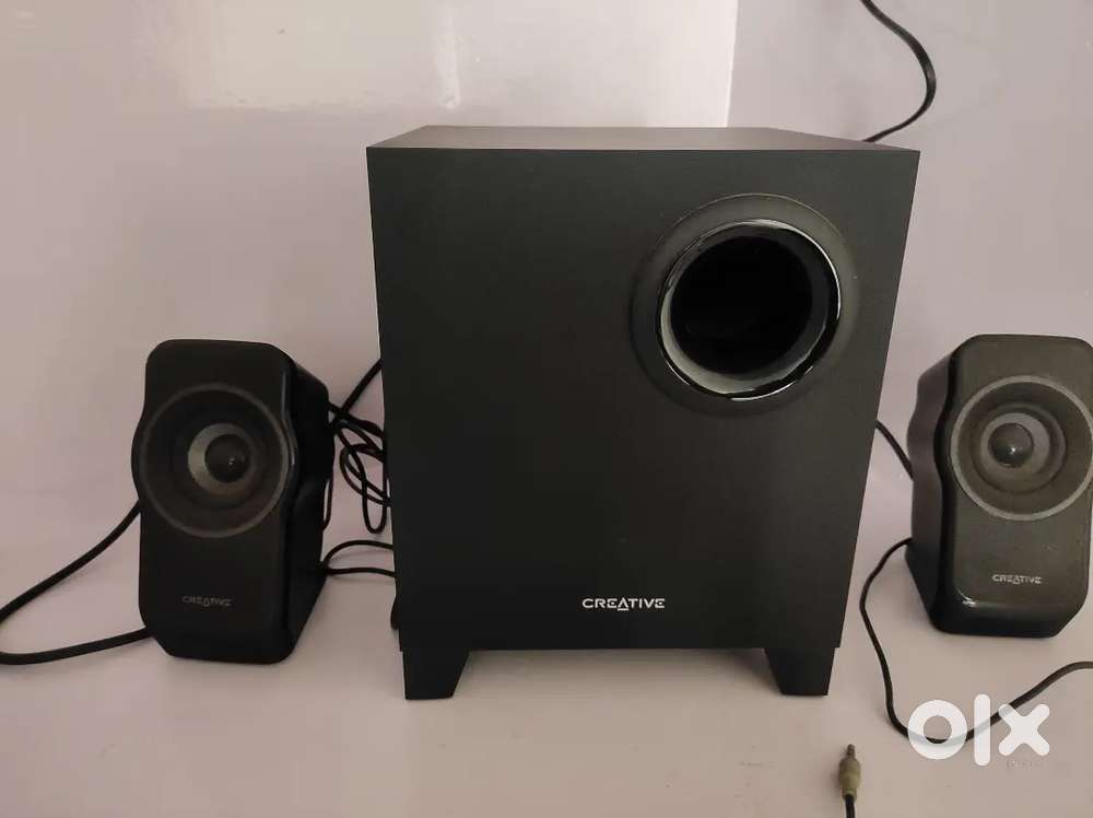 Creative 2.1 speakers for sale