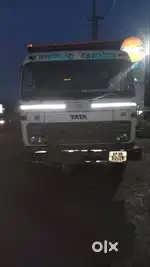 TATA 10 Tyres Tipper