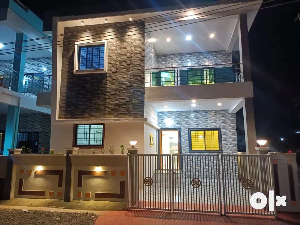 Newly constructed East facing Duplex house with car parking for sell.l