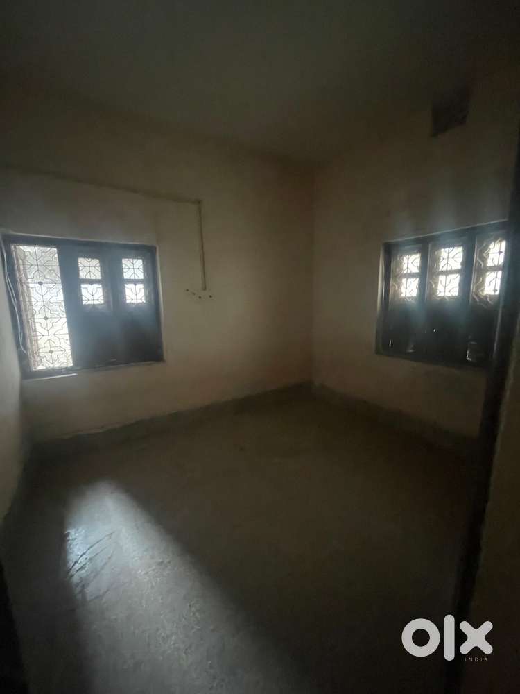 Trained kathak/bharatnatyam/classical music/tabla/harmonium teacher