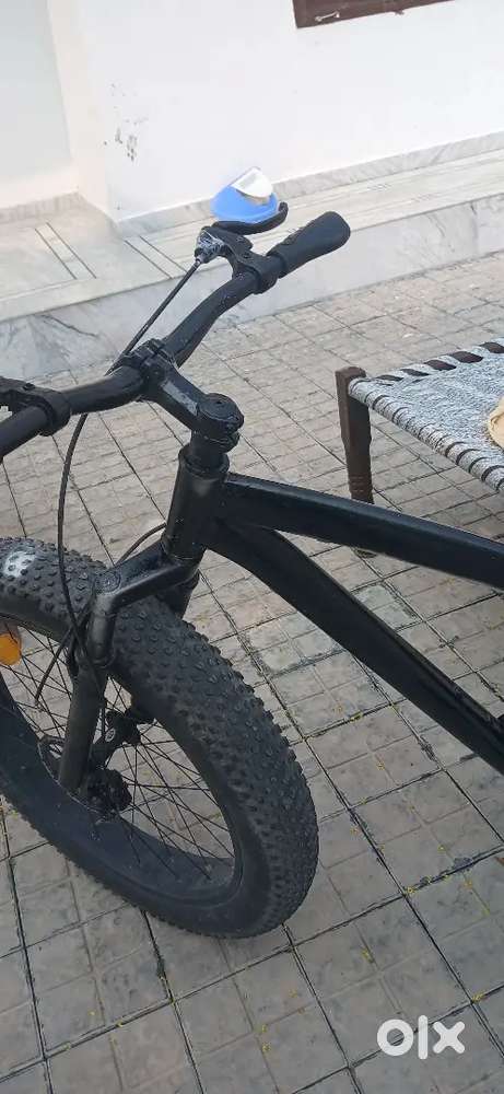 Full size tyres disk brakes without gears
