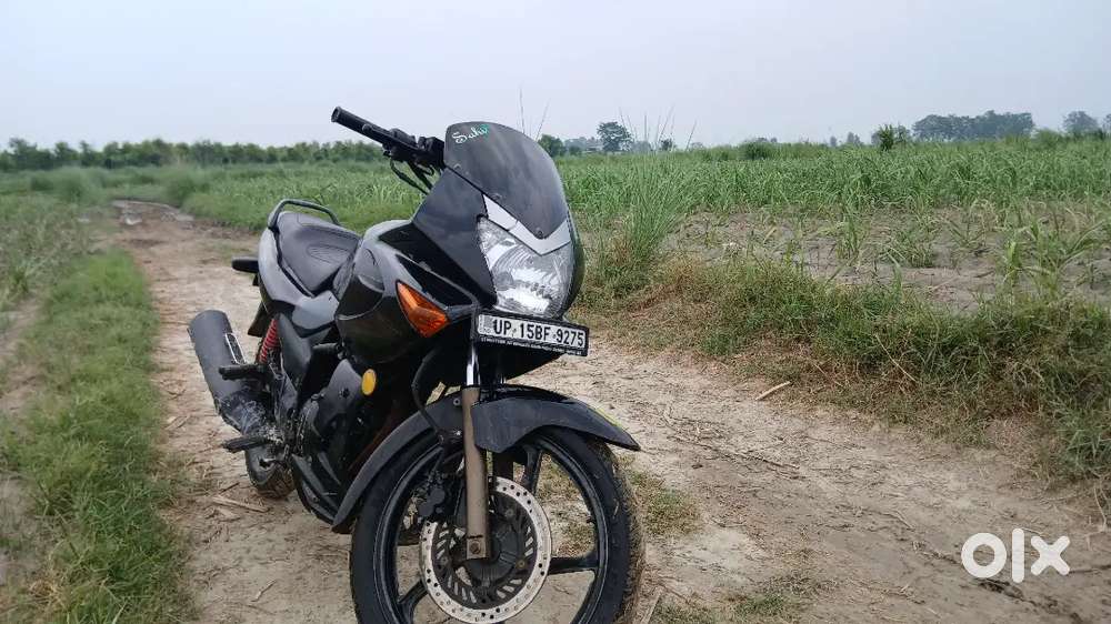 KARIZMA 225 CC