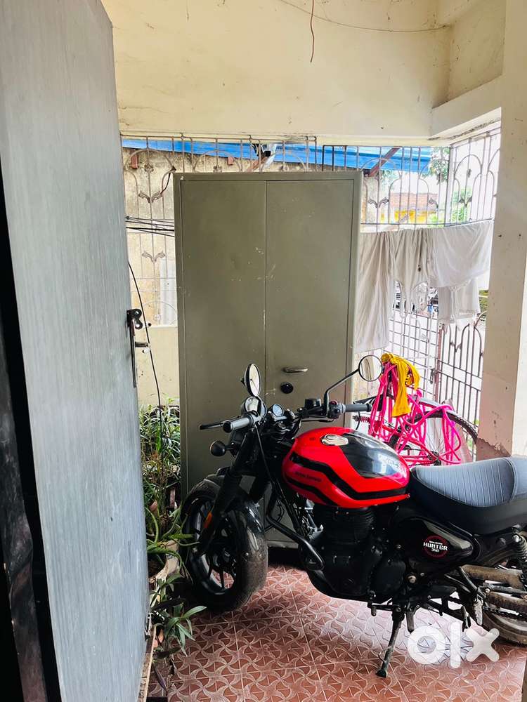 Almira in good condition