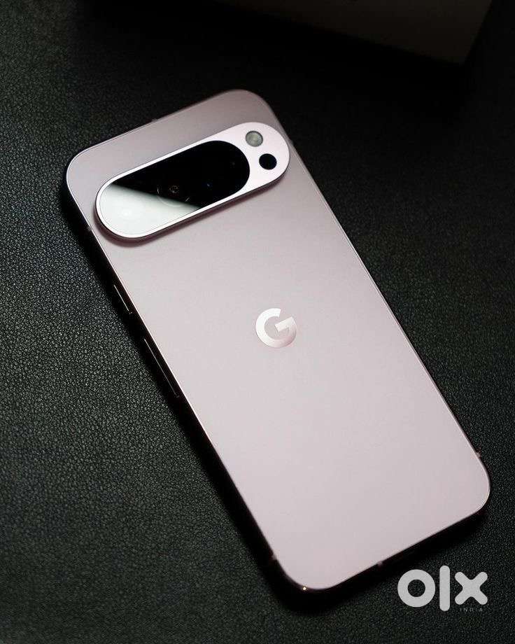 Google Pixel 9 (Porcelain, 256 GB) (12 GB RAM)