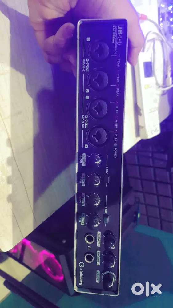 Yamaha UR44 professional sound card