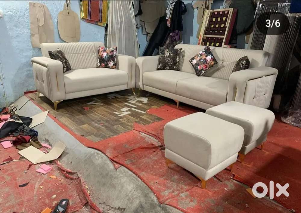 Luxurious design model 3+2 seater sofa set available in starf furnitur