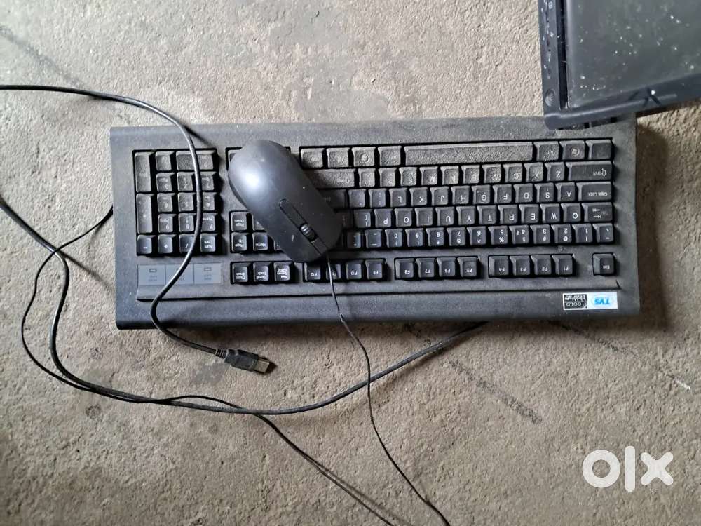 Desktop pc and monitor