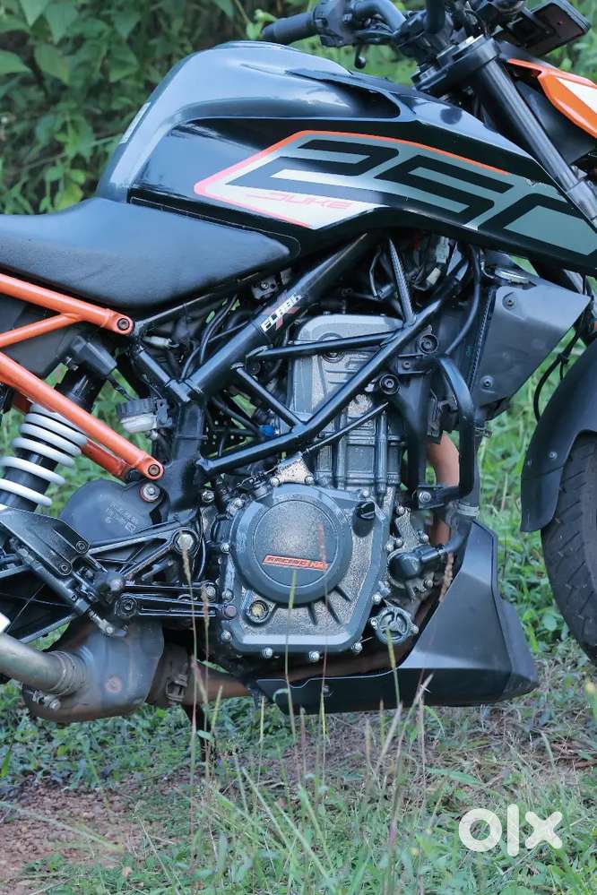 KTM DUKE 250