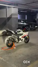 Yamaha r15