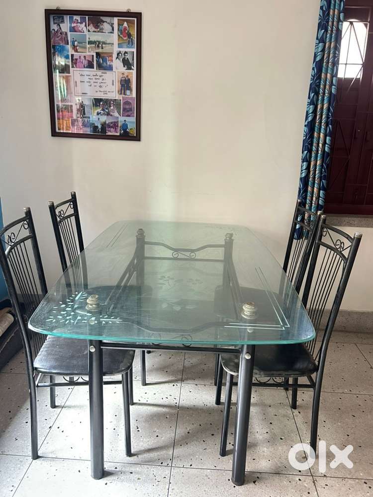 Dinning Table 6 seater