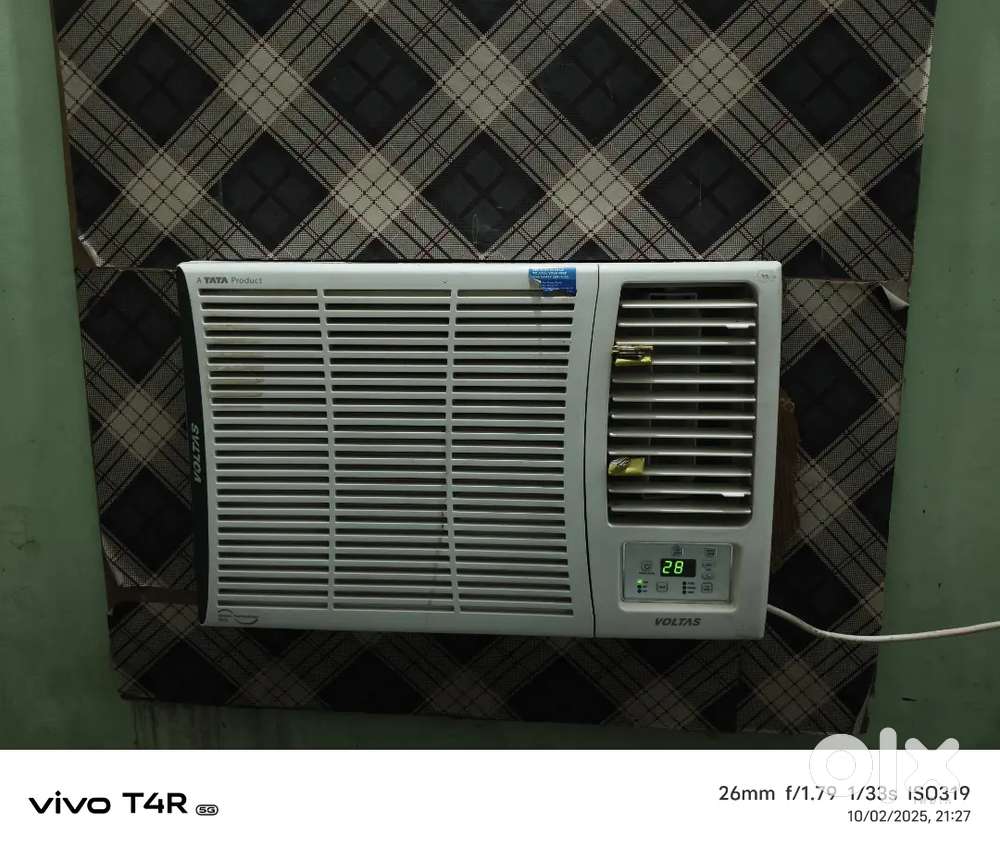 Voltas window AC 1.5 Ton Good Condition