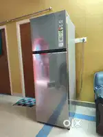 LG 272 L 3 Star Frost-Free Smart Inverter Compressor Refrigerator